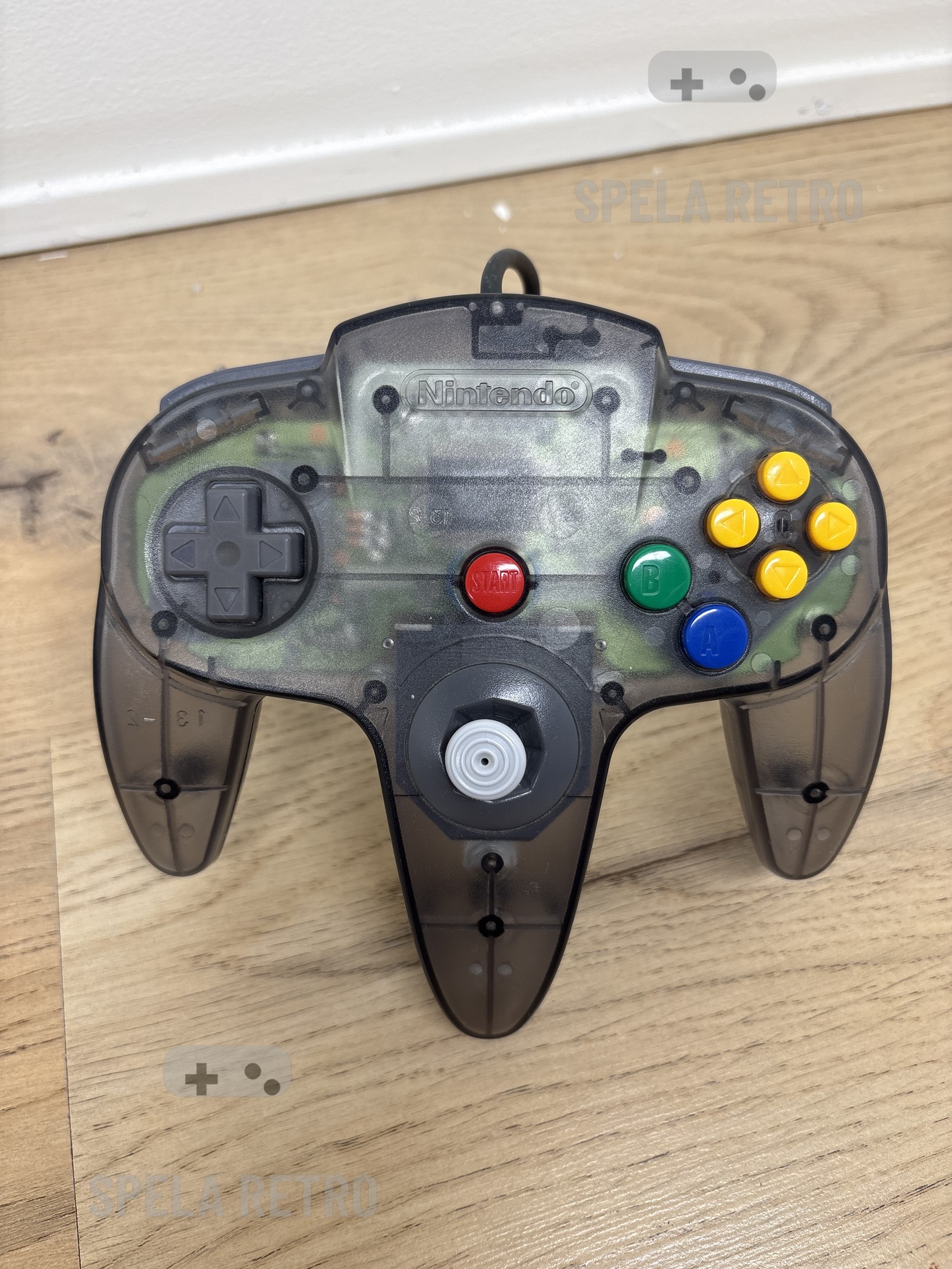 Nintendo 64: N64 Funtastic Smoke Black handkontroll 