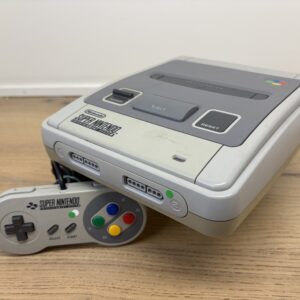 Super Nintendo SNES Konsol med kablar – 16-bitars retrospel från 90-talet